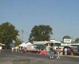 A few photos of the outdoor flea market